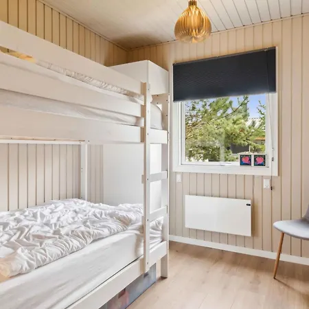 Unique, Fully Renovated In Nature! Hals