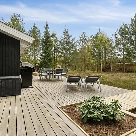 Unique, Fully Renovated In Nature! * Hals