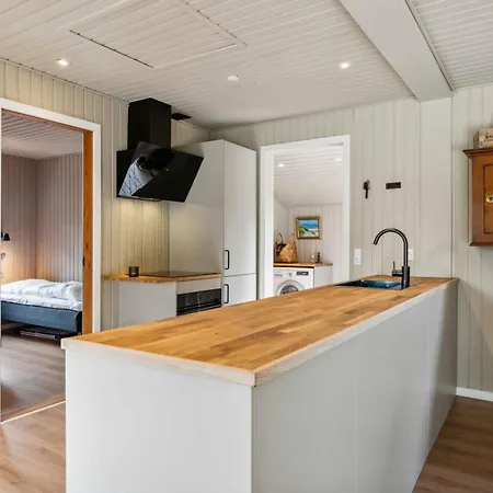 Unique, Fully Renovated In Nature! Ferienhaus